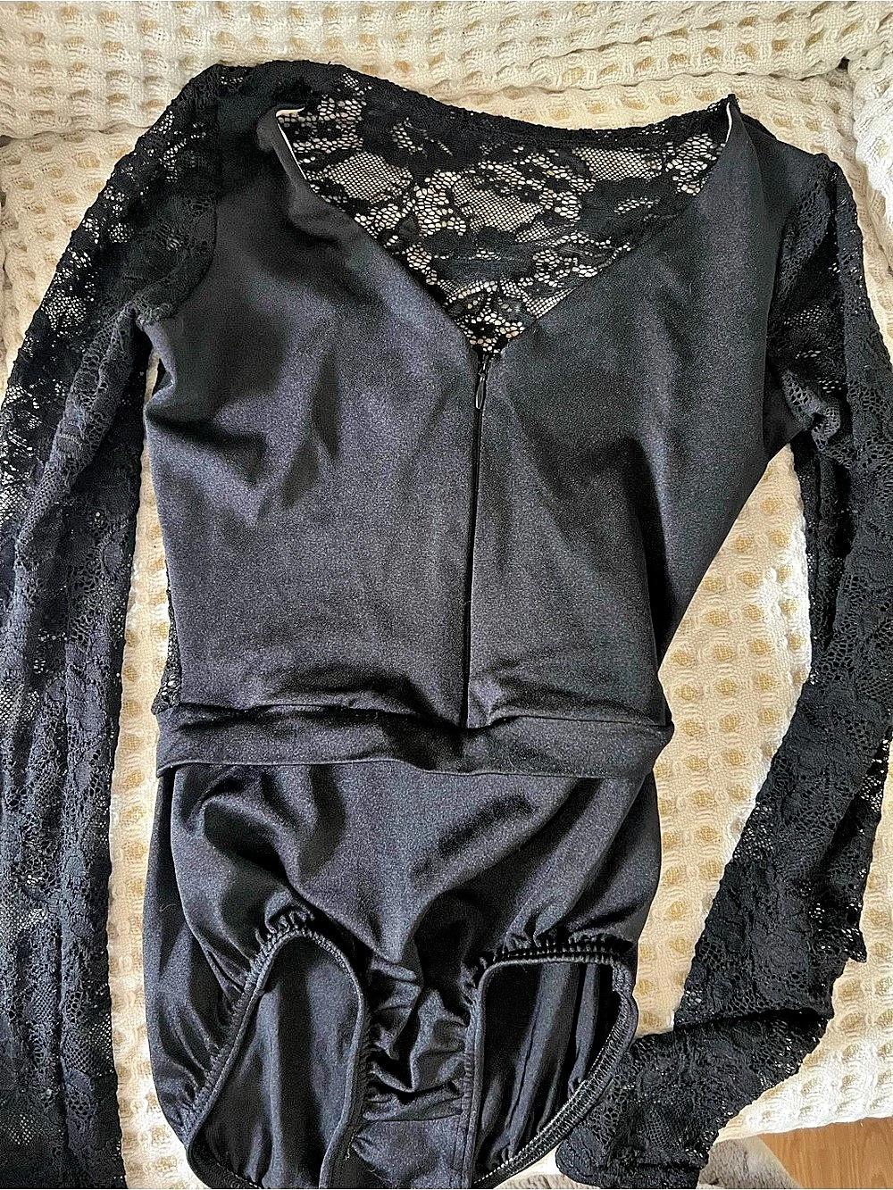 Premiere Collection by Body Wrappers Black Lace Long Sleeve Shapewear Size Small